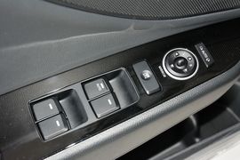2016款现代名图1.8L自动尊贵型