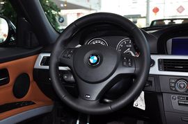 2011款宝马325i