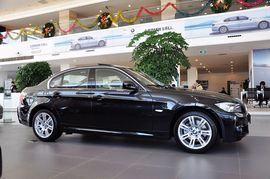 2011款宝马325i