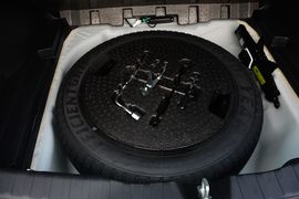 2017款哈弗H6蓝标运动版1.5T自动两驱豪华型