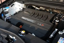 2017款哈弗H6蓝标运动版1.5T自动两驱豪华型