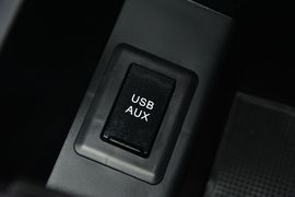 2017款哈弗H6蓝标运动版1.5T自动两驱豪华型