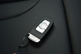 2017款哈弗H6蓝标运动版1.5T自动两驱豪华型
