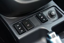 2017款哈弗H6蓝标运动版1.5T自动两驱豪华型