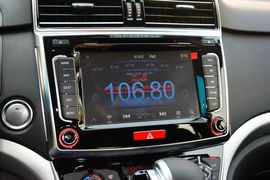 2017款哈弗H6蓝标运动版1.5T自动两驱豪华型