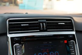 2017款哈弗H6蓝标运动版1.5T自动两驱豪华型