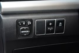 2017款哈弗H6蓝标运动版1.5T自动两驱豪华型