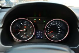 2017款哈弗H6蓝标运动版1.5T自动两驱豪华型