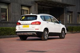2017款哈弗H6蓝标运动版1.5T自动两驱豪华型