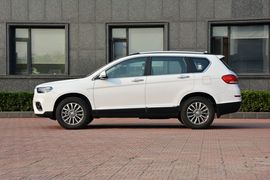 2017款哈弗H6蓝标运动版1.5T自动两驱豪华型