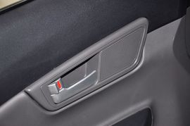 2009款长安悦翔两厢