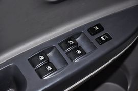 2009款长安悦翔两厢