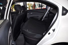 2009款长安悦翔两厢