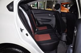 2009款长安悦翔两厢