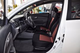 2009款长安悦翔两厢