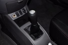 2009款长安悦翔两厢