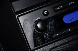 2009款长安悦翔两厢