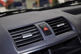 2009款长安悦翔两厢