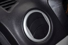 2009款长安悦翔两厢