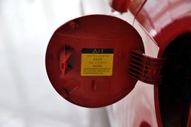 2009款长安悦翔三厢