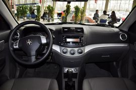 2009款长安悦翔三厢