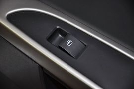 2011款风神S30