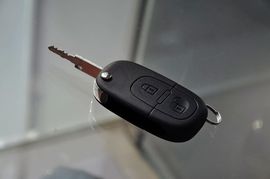 2011款风神S30