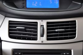 2011款风神S30