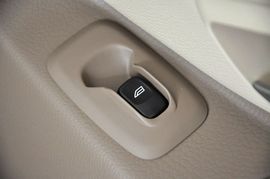 2011款沃尔沃XC90