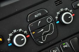 2011款沃尔沃XC90