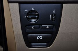 2011款沃尔沃XC90