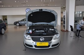 2010款大众旅行轿车