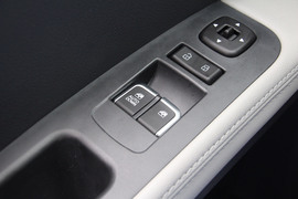 2016款江淮瑞风M4