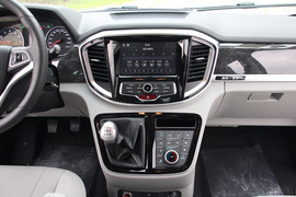 2016款江淮瑞风M4