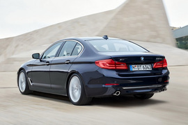 全新一代宝马5系的官图