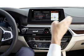 全新一代宝马5系的官图