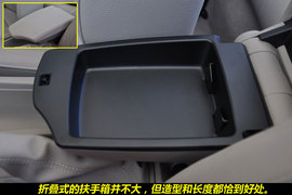 2011款宝马120i敞篷版到店实拍图解