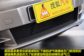 2011款宝马120i敞篷版到店实拍图解