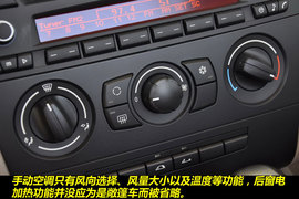 2011款宝马120i敞篷版到店实拍图解