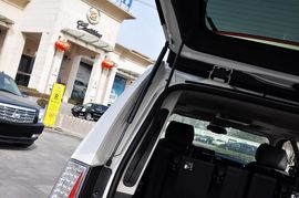 2011款凯迪拉克凯雷德Hybrid