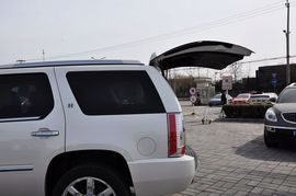 2011款凯迪拉克凯雷德Hybrid