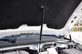 2011款凯迪拉克凯雷德Hybrid