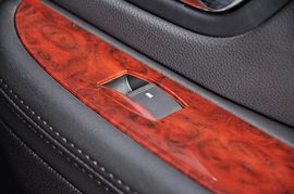 2011款凯迪拉克凯雷德Hybrid