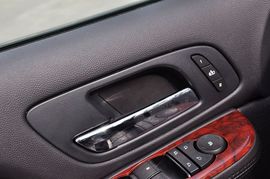 2011款凯迪拉克凯雷德Hybrid