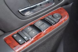 2011款凯迪拉克凯雷德Hybrid