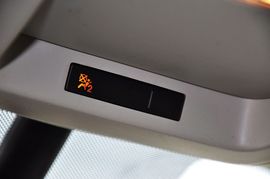 2011款凯迪拉克凯雷德Hybrid