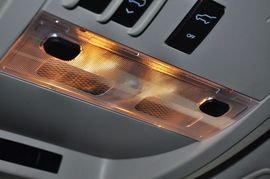 2011款凯迪拉克凯雷德Hybrid