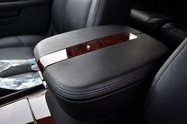 2011款凯迪拉克凯雷德Hybrid