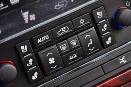 2011款凯迪拉克凯雷德Hybrid