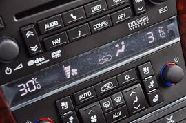 2011款凯迪拉克凯雷德Hybrid